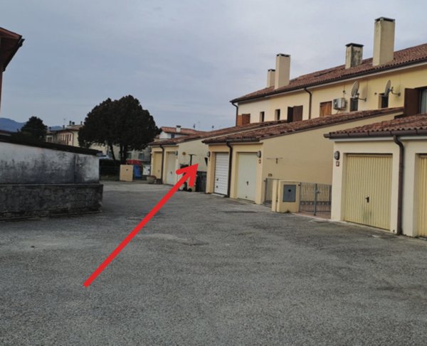 casa indipendente in vendita a Valdobbiadene in zona Bigolino