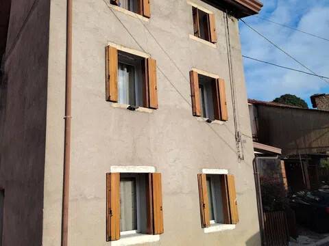 casa indipendente in vendita a Valdobbiadene in zona Guia