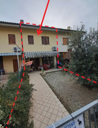 casa semindipendente in vendita a Valdobbiadene in zona Bigolino
