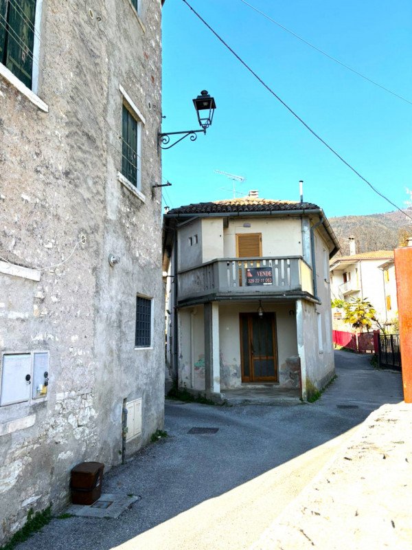 casa semindipendente in vendita a Valdobbiadene