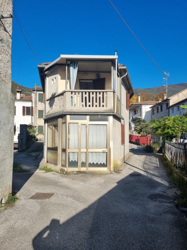 casa semindipendente in vendita a Valdobbiadene