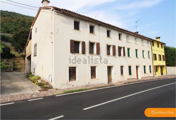 pentavano in vendita a Valdobbiadene in zona San Vito