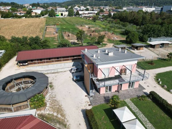 appartamento in vendita a Valdobbiadene