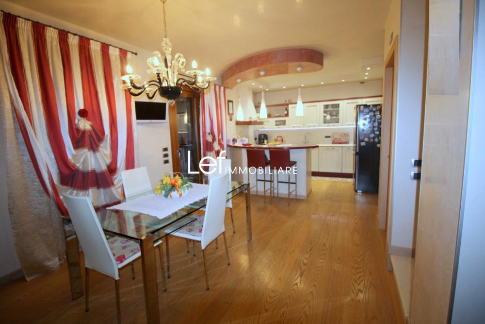 casa indipendente in vendita a Vazzola in zona Visnà