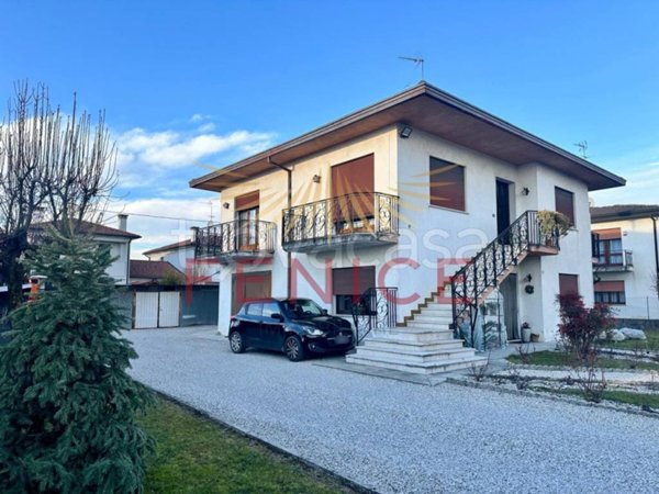 casa indipendente in vendita a Vazzola