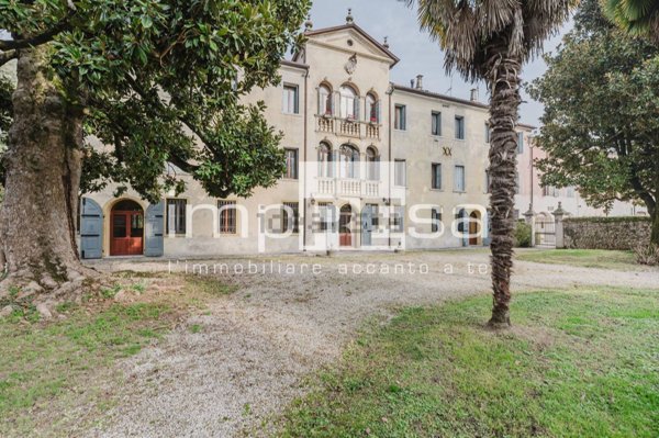 villa in vendita a Vazzola in zona Tezze