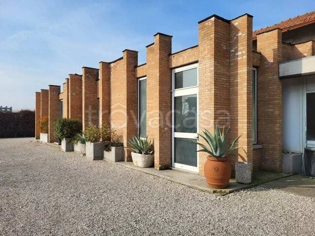 casa indipendente in vendita a Vazzola in zona Visnà