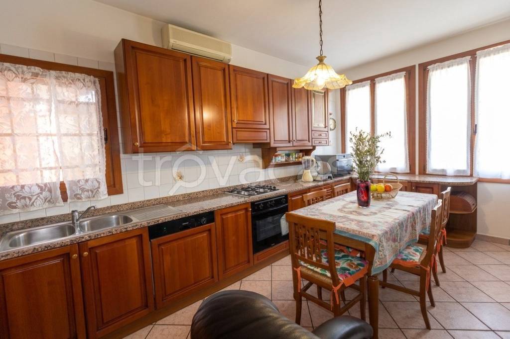 casa indipendente in vendita a Vazzola
