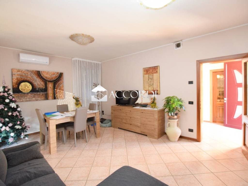 casa indipendente in vendita a Vedelago