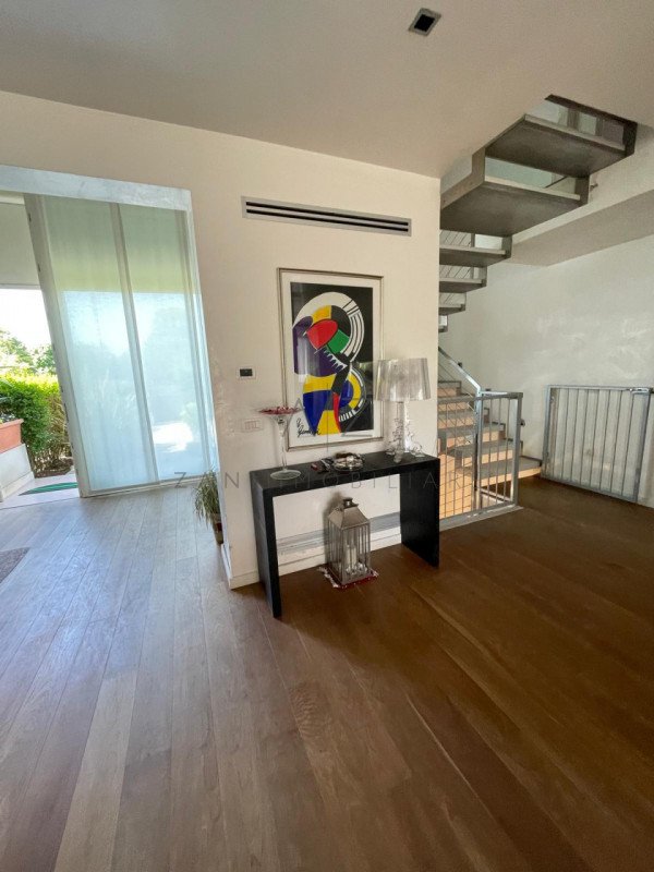 casa indipendente in vendita a Vedelago in zona Fanzolo