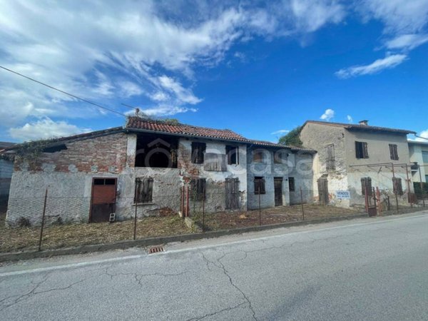 pentavano in vendita a Vedelago in zona Casacorba