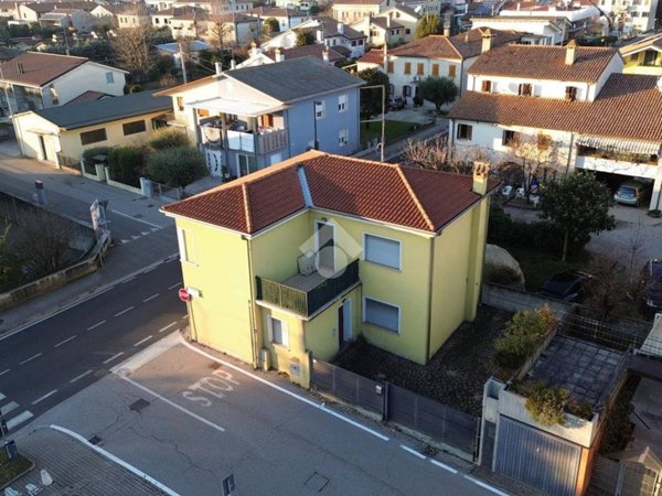 casa indipendente in vendita a Vedelago
