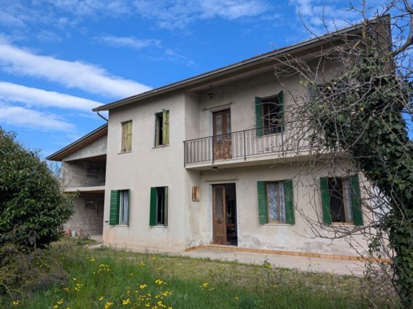 casa indipendente in vendita a Vedelago in zona Casacorba