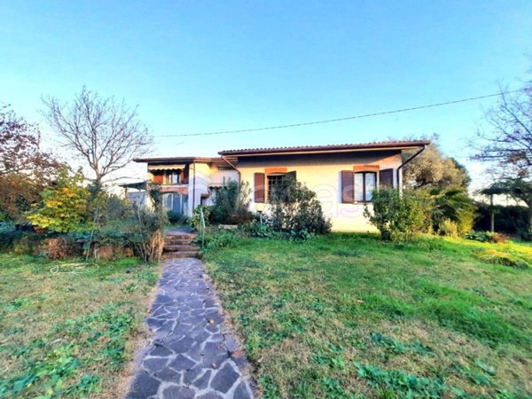 casa indipendente in vendita a Vedelago in zona Albaredo
