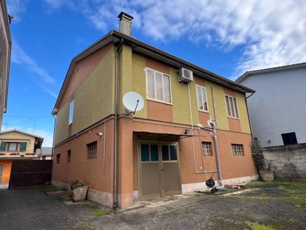 casa indipendente in vendita a Vedelago in zona Fossalunga