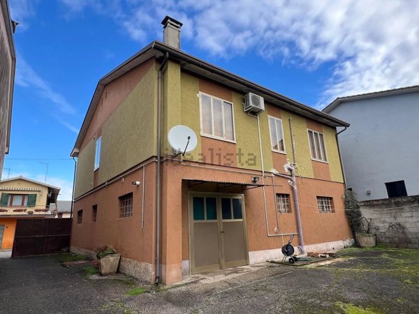 casa indipendente in vendita a Vedelago in zona Fossalunga