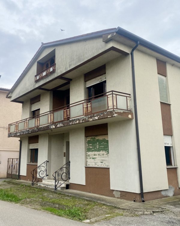 casa indipendente in vendita a Vedelago in zona Fossalunga