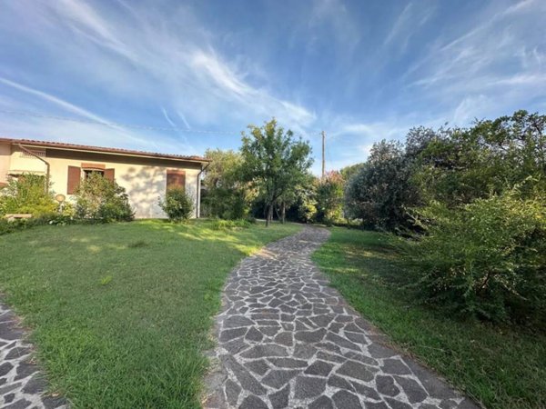 casa indipendente in vendita a Vedelago in zona Albaredo