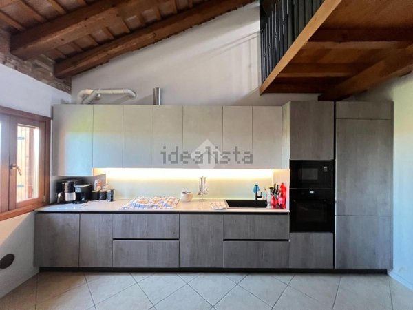 appartamento in vendita a Vedelago in zona Fossalunga