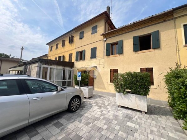 appartamento in vendita a Vedelago in zona Casacorba