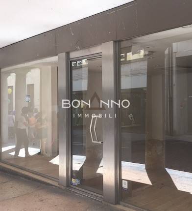 negozio in vendita a Vedelago