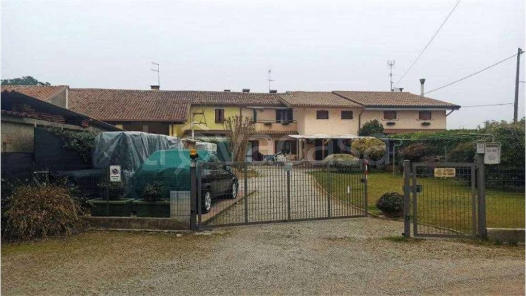 casa indipendente in vendita a Vedelago in zona Albaredo