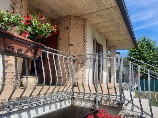 casa indipendente in vendita a Vedelago
