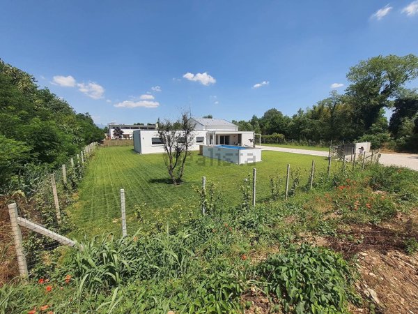casa indipendente in vendita a Vedelago in zona Albaredo