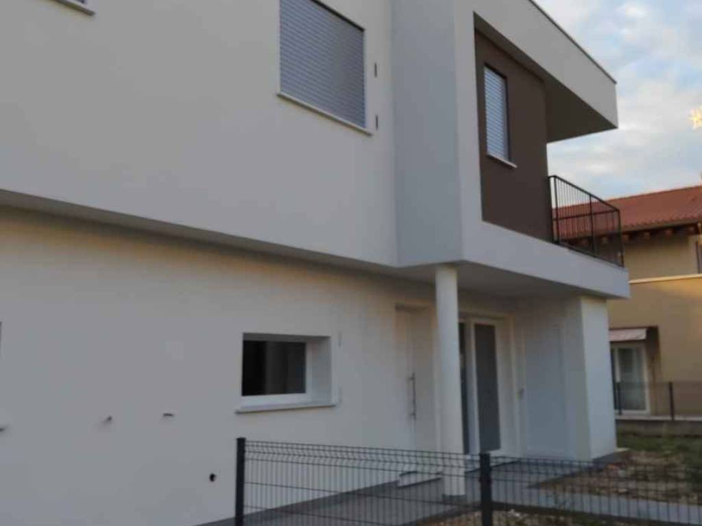 casa indipendente in vendita a Vedelago in zona Barcon