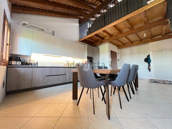 appartamento in vendita a Vedelago in zona Fossalunga