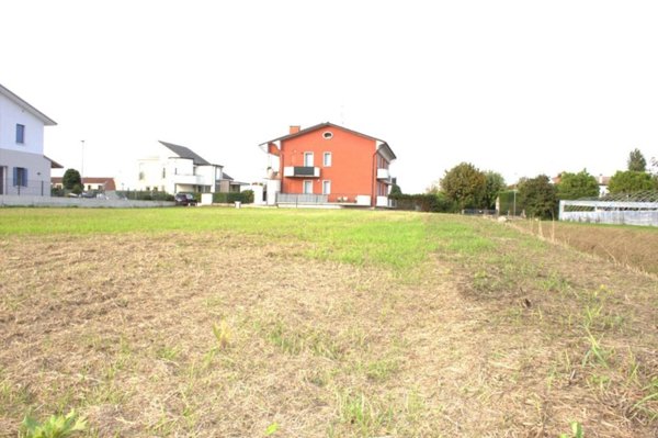 terreno edificabile in vendita a Vedelago