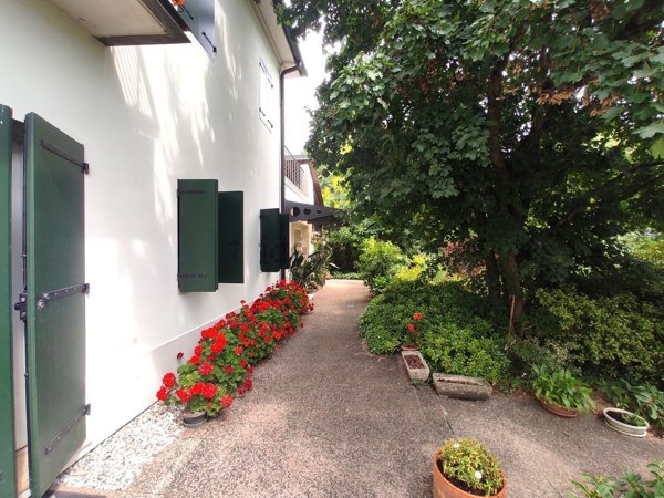 casa indipendente in vendita a Vedelago in zona Fanzolo
