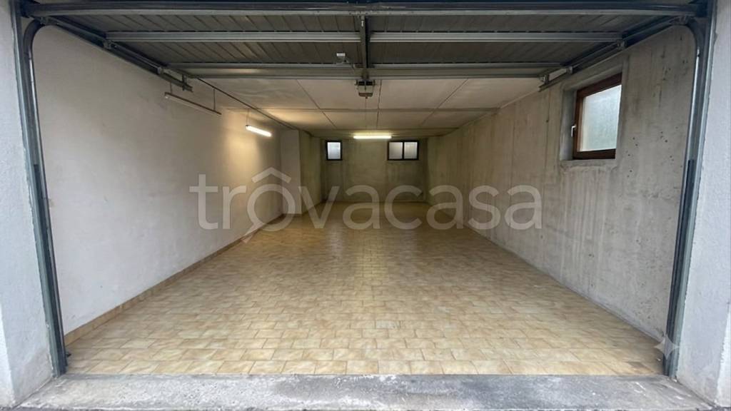 locale commerciale in vendita a Vedelago