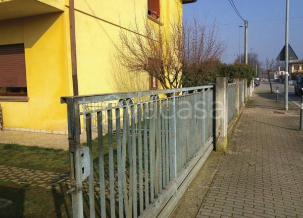 appartamento in vendita a Vedelago in zona Casacorba
