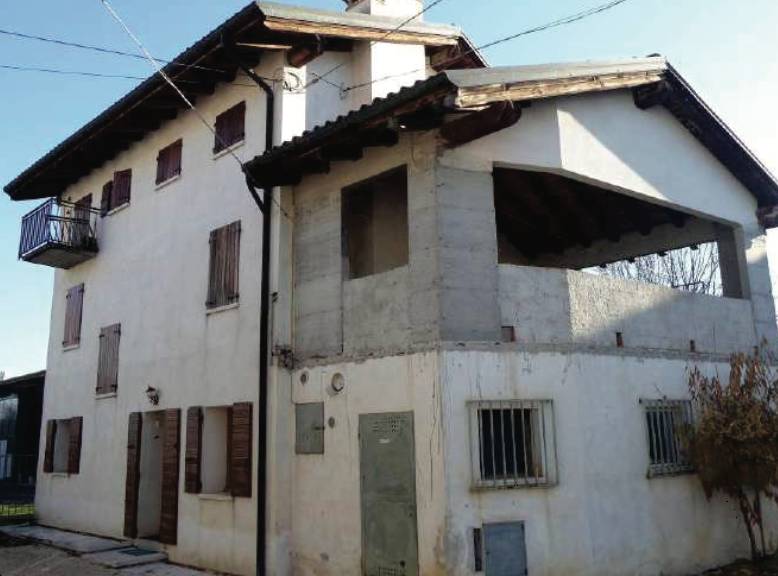 casa indipendente in vendita a Vidor