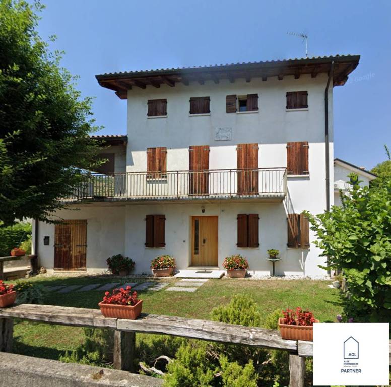 casa indipendente in vendita a Vidor
