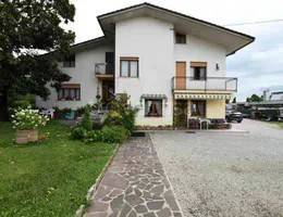 appartamento in vendita a Vidor in zona Colbertaldo