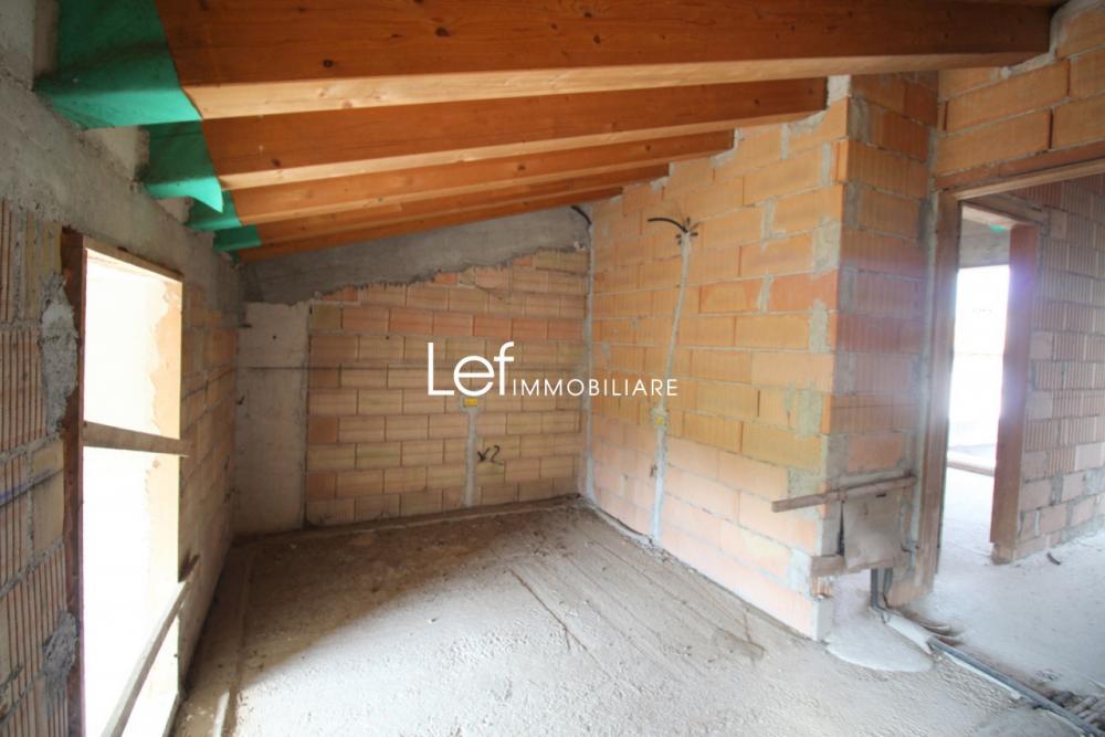 casa indipendente in vendita a Vidor in zona Colbertaldo