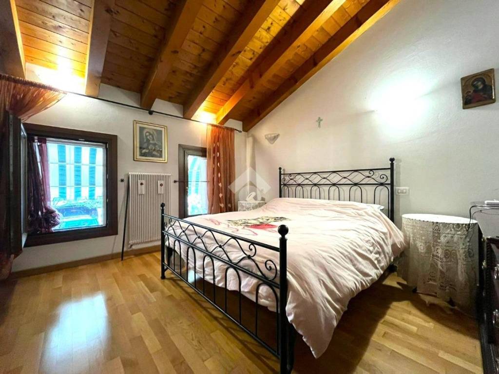 casa indipendente in vendita a Vidor