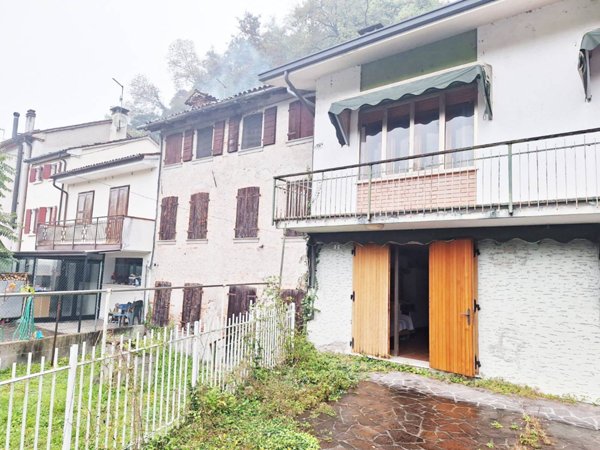 casale in vendita a Vidor