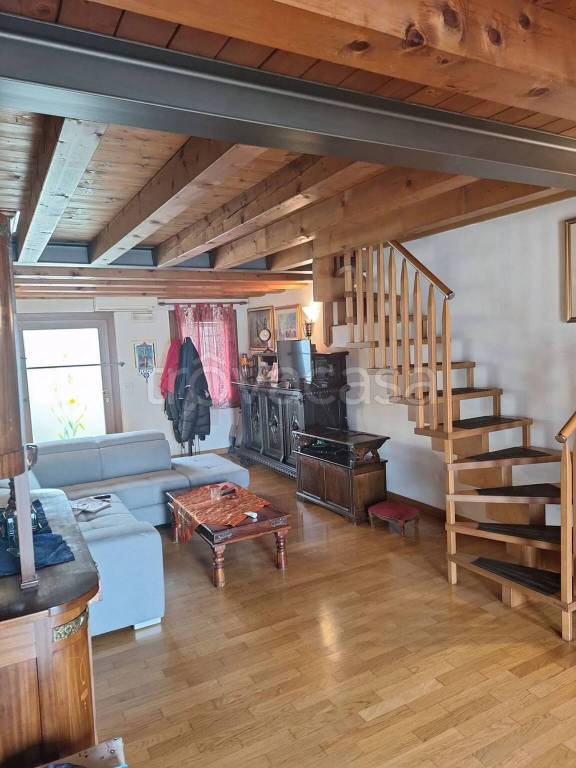 casa indipendente in vendita a Vidor