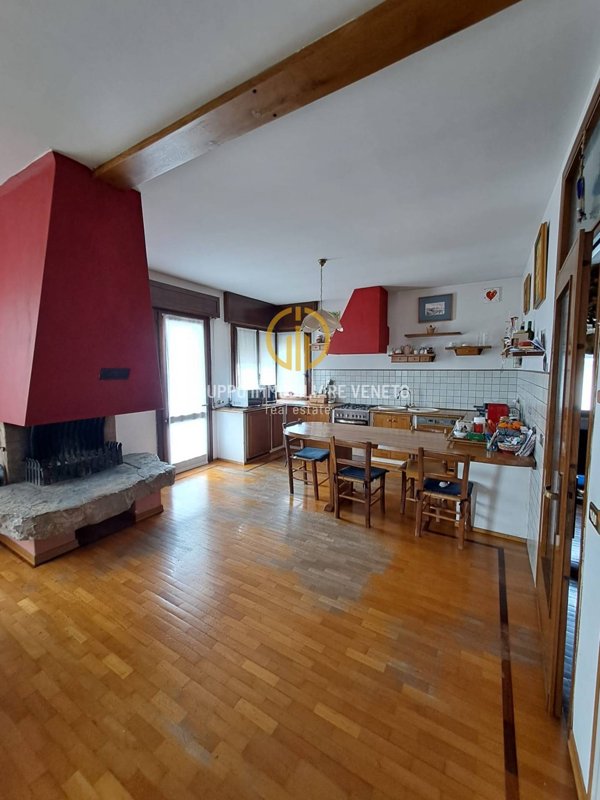 appartamento in vendita a Vidor in zona Colbertaldo