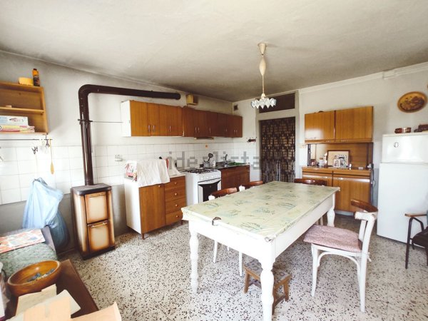 casa indipendente in vendita a Vidor