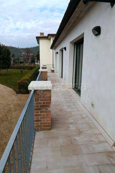 casa indipendente in vendita a Vidor