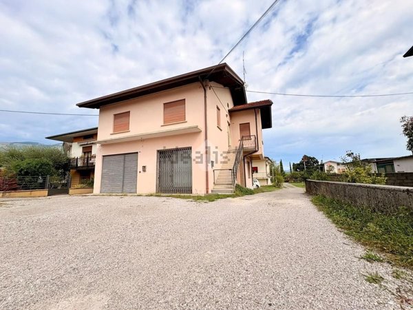 appartamento in vendita a Vidor in zona Colbertaldo