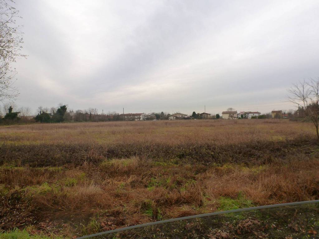 terreno edificabile in vendita a Villorba in zona Lancenigo
