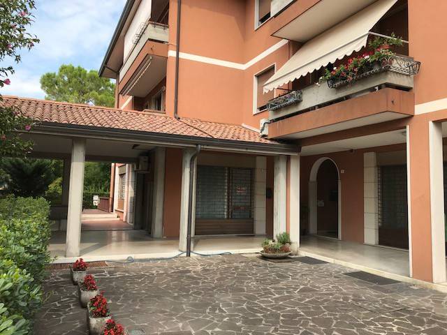 ufficio in vendita a Villorba in zona Lancenigo
