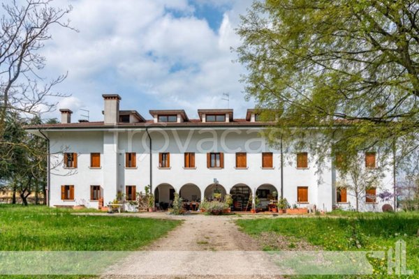 negozio in vendita a Villorba in zona Lancenigo