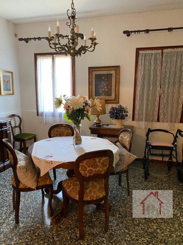 casa indipendente in vendita a Villorba in zona Carità