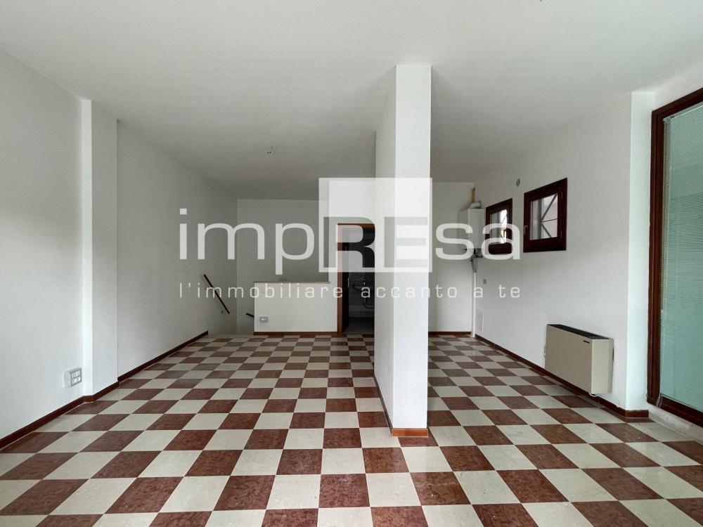 locale di sgombero in vendita a Villorba in zona Carità